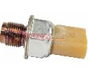Senzor, presiune combustibil METZGER 0906182</br>Piesa auto pentru Pregatire amestec