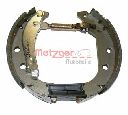Set saboti frana METZGER MG 704V</br>Piesa auto pentru Frana tambur